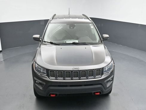 Used 2021 Jeep Compass Trailhawk AWD/4WD image 11