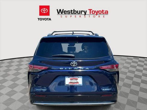 Certified 2026 Toyota Sienna Platinum AWD/4WD image 9
