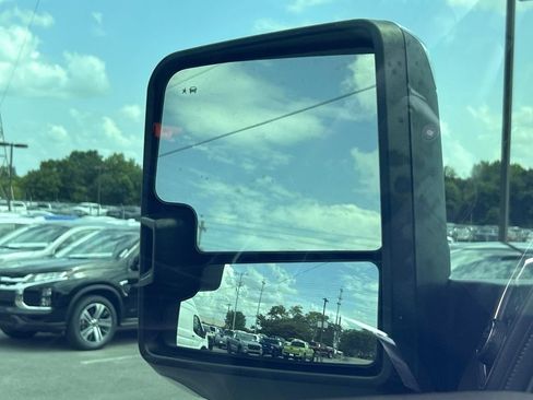 Used 2020 Chevrolet Silverado 1500 High Country w/ Technology Package AWD/4WD image 20