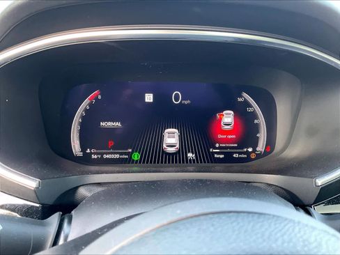 Used 2023 Acura MDX A-Spec image 22