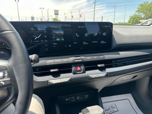 Used 2025 Kia K4 EX FWD image 30