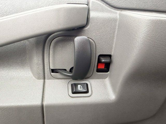 Used 2025 GMC Savana 2500 w/ Driver Convenience Package RWD image 18