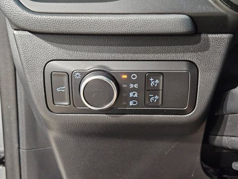 Used 2024 Ford Escape ST-Line image 25