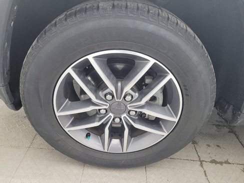 Used 2020 Jeep Grand Cherokee Limited w/ Luxury Group II image 31