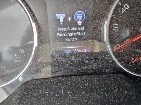 Used 2022 Toyota RAV4 XLE image 20