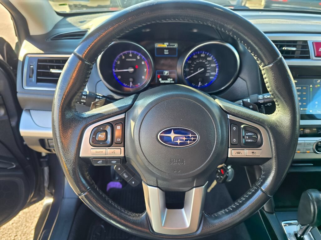 Used 2017 Subaru Outback 2.5i Premium AWD/4WD image 23