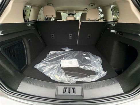 New 2026 Lincoln Corsair Premiere image 25