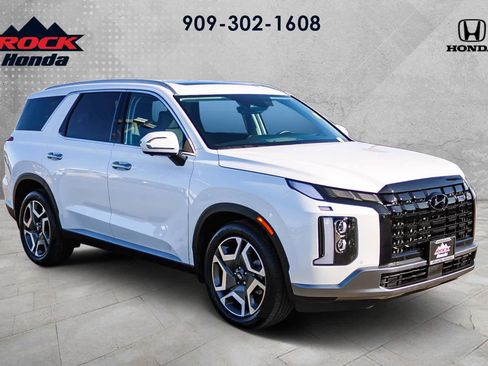 Used 2025 Hyundai Palisade SEL image 3