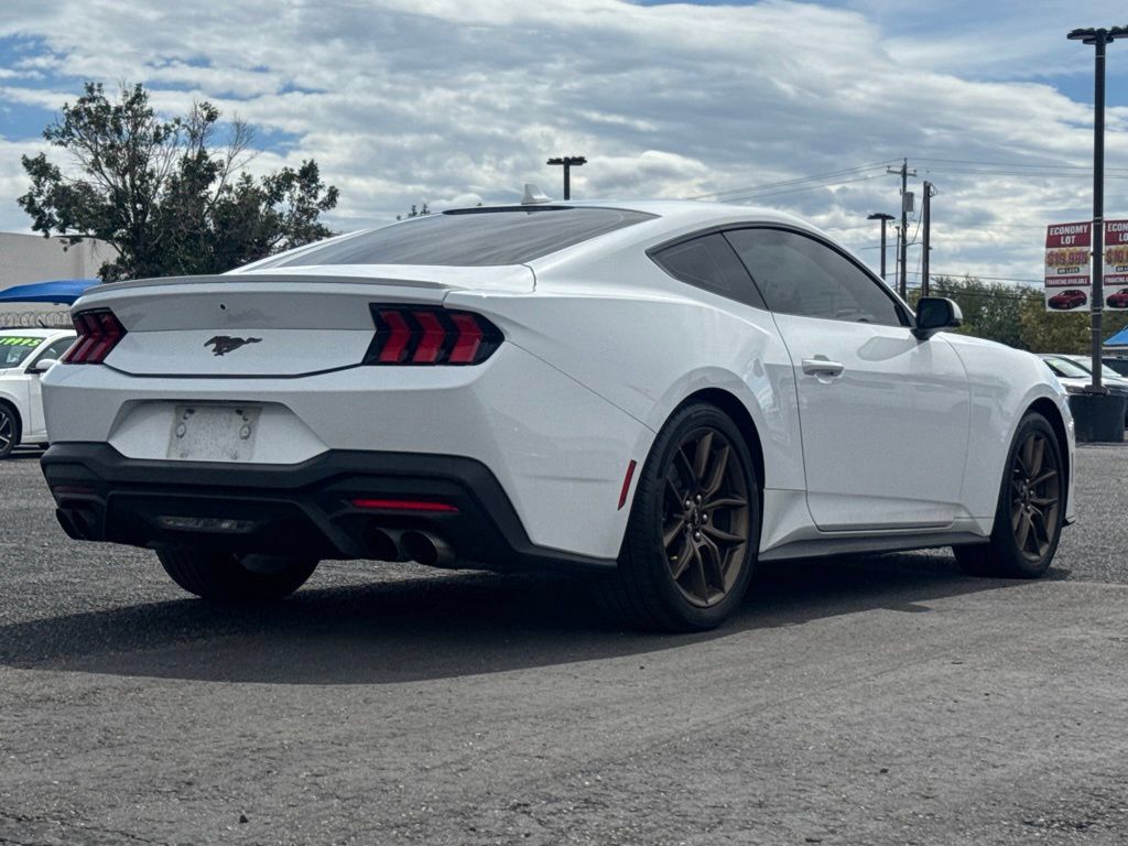 Used 2025 Ford Mustang Premium RWD image 8