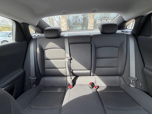 Used 2023 Chevrolet Malibu LT FWD image 21