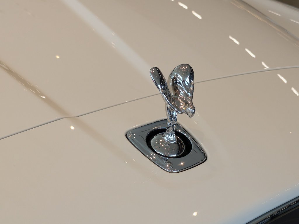 Used 2025 Rolls-Royce Cullinan AWD/4WD image 29