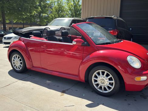 Used 2005 Volkswagen Beetle GLS image 8