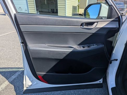 Used 2022 Hyundai Palisade SEL image 22