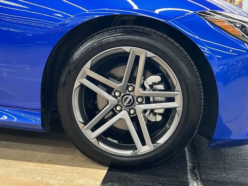 Used 2025 Nissan Z Sport w/ Floor Mat Package image 10