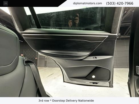 Used 2017 Tesla Model X 75D image 34
