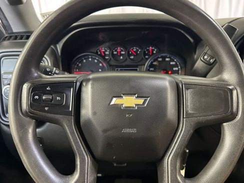 Used 2020 Chevrolet Silverado 2500 Custom w/ Custom Convenience Package RWD image 28