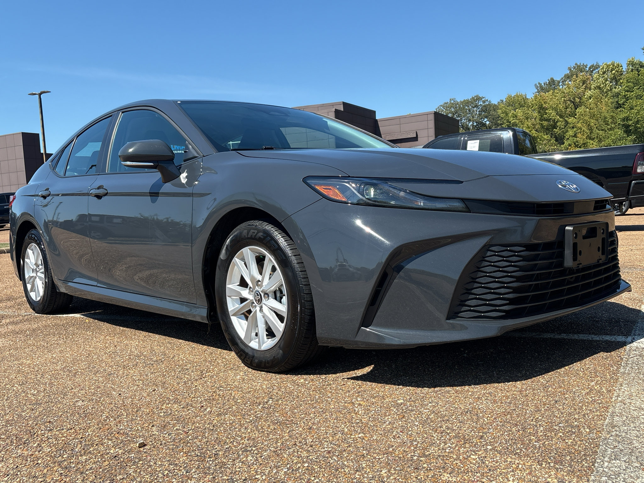Used 2025 Toyota Camry LE FWD image 1