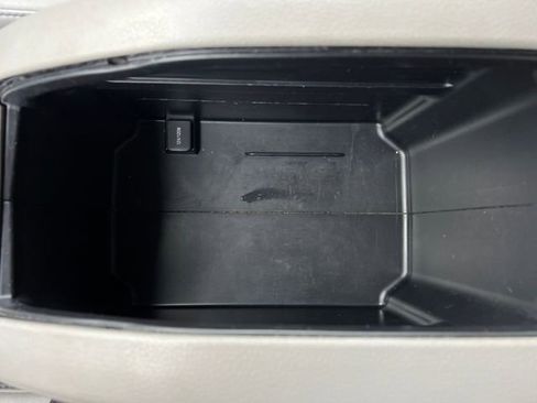 Used 2019 Toyota Highlander XLE image 27