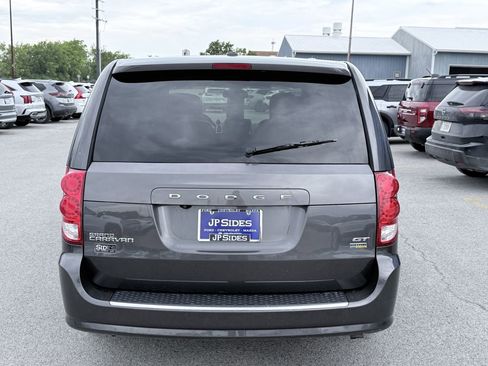 Used 2019 Dodge Grand Caravan GT FWD image 6
