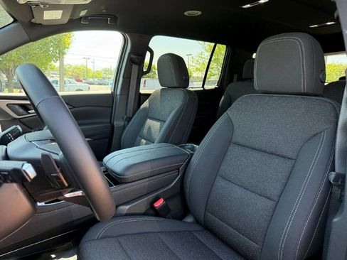 New 2026 Chevrolet Traverse LT w/ Midnight/Sport Edition image 14