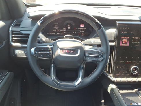 Certified 2024 GMC Acadia AT4 w/ Super Cruise Package AWD/4WD image 10