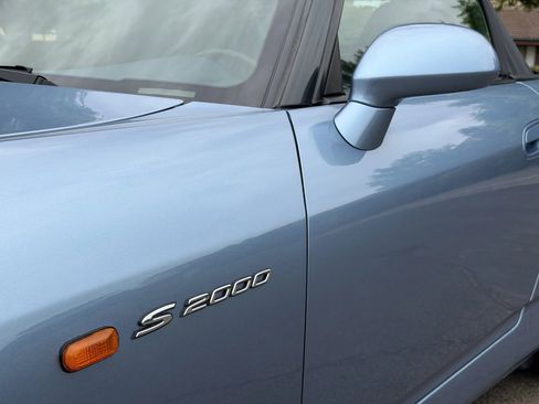 Used 2005 Honda S2000 image 20