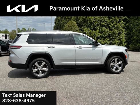 Used 2022 Jeep Grand Cherokee L Limited AWD/4WD image 6