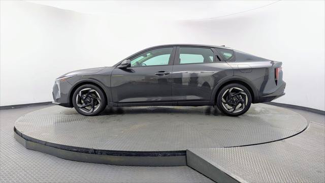 Used 2025 Kia K4 EX FWD image 3