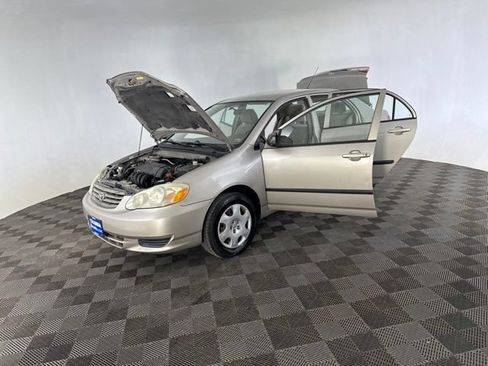 Used 2003 Toyota Corolla CE FWD image 12