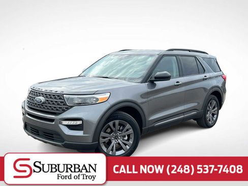 Used 2024 Ford Explorer XLT w/ Equipment Group 202A AWD/4WD image 1