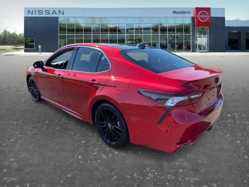 Used 2024 Toyota Camry XSE FWD image 6