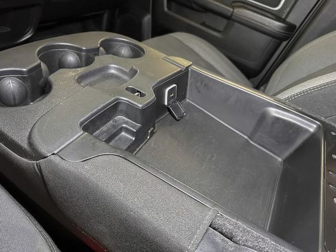 Used 2024 RAM 2500 Big Horn AWD/4WD image 43