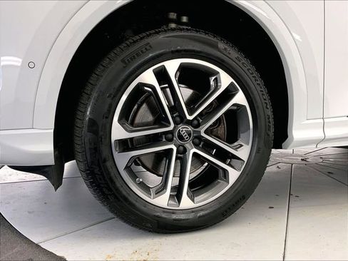 Used 2025 Audi Q5 Premium Plus w/ Premium Plus image 9