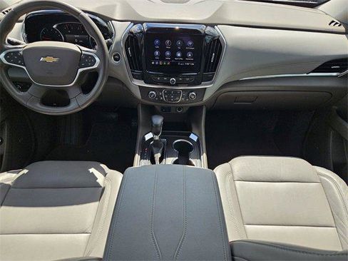 Certified 2021 Chevrolet Traverse LT w/ LT Premium Package image 13