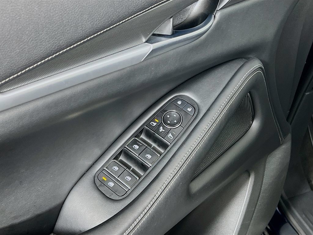 Used 2023 INFINITI QX60 Luxe w/ Cargo Package AWD/4WD image 18