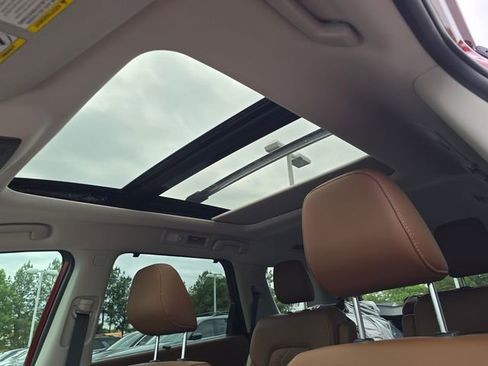 New 2026 Nissan Pathfinder Platinum AWD/4WD image 14