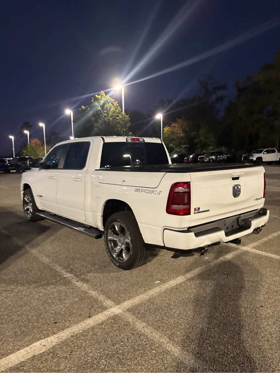 Used 2023 RAM 1500 Laramie AWD/4WD image 15