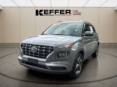 Used 2021 Hyundai Venue SEL