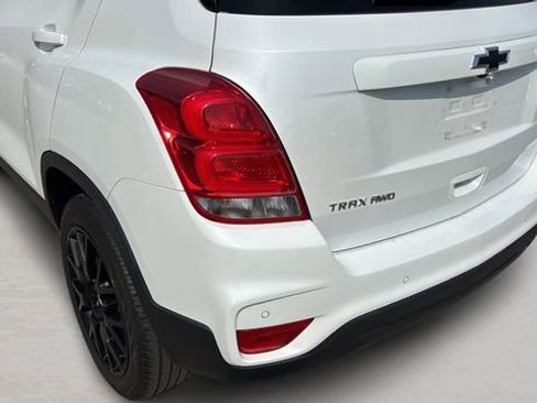 Used 2022 Chevrolet Trax LT w/ Driver Confidence Package image 33