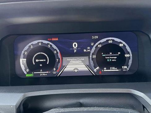 Certified 2025 Toyota Tacoma 4x4 Double Cab Hybrid image 12