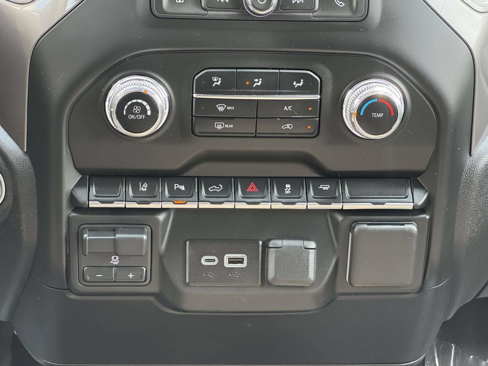 Certified 2024 GMC Sierra 3500 Pro RWD image 11