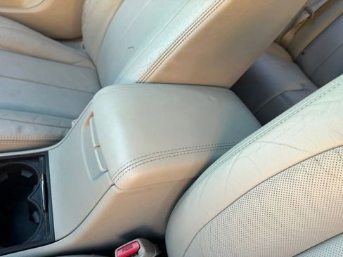 Used 2009 Cadillac DTS image 18