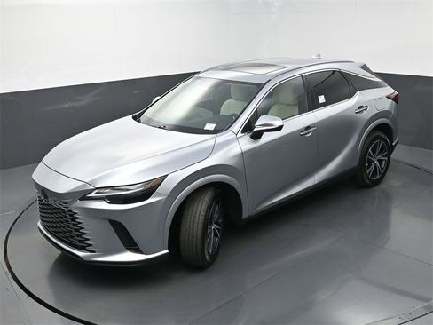 Used 2023 Lexus RX 350 Premium image 33