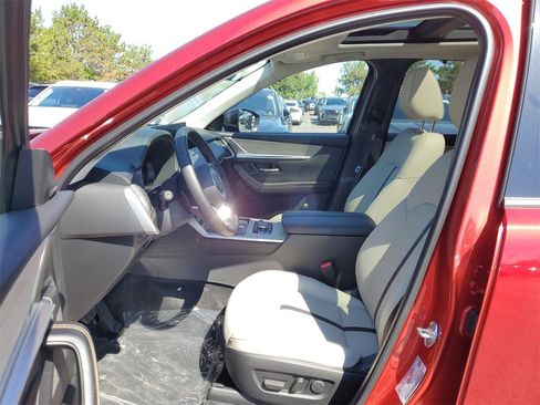 New 2025 MAZDA CX-70 Plug-In Hybrid w/ Premium Pkg image 12