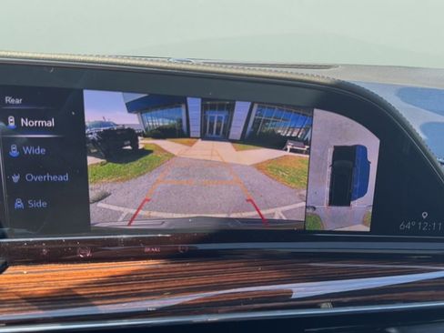 Used 2022 Cadillac Escalade Premium Luxury image 21