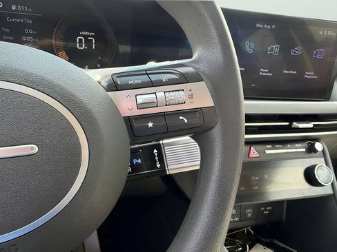 Used 2025 Hyundai Sonata SEL FWD image 24
