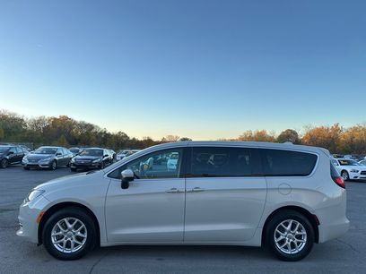Used 2017 Chrysler Pacifica Touring