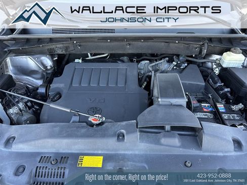 Used 2016 Toyota Highlander XLE image 50