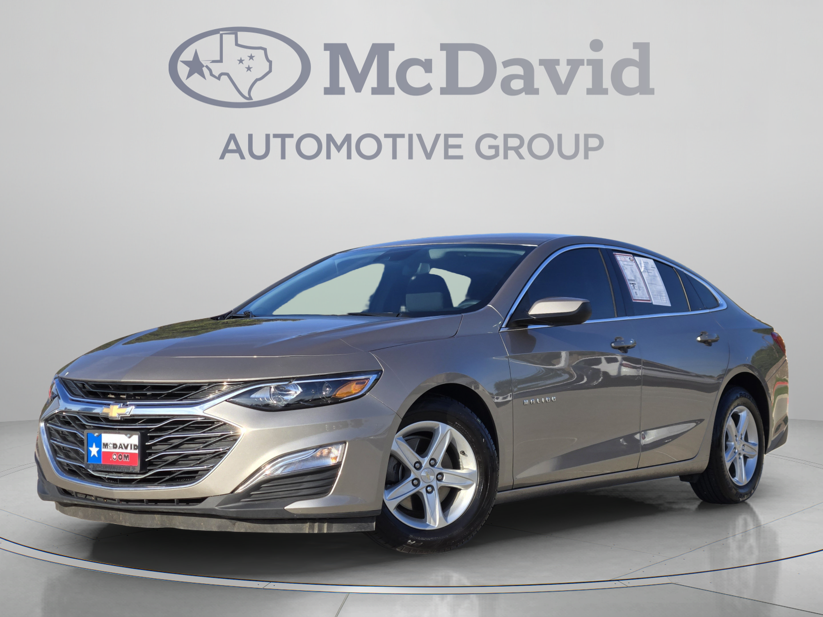Used 2025 Chevrolet Malibu LS FWD image 1