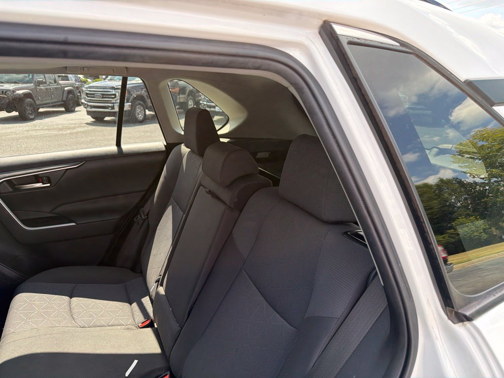 Used 2019 Toyota RAV4 XLE w/ All Weather Liner Package AWD/4WD image 11